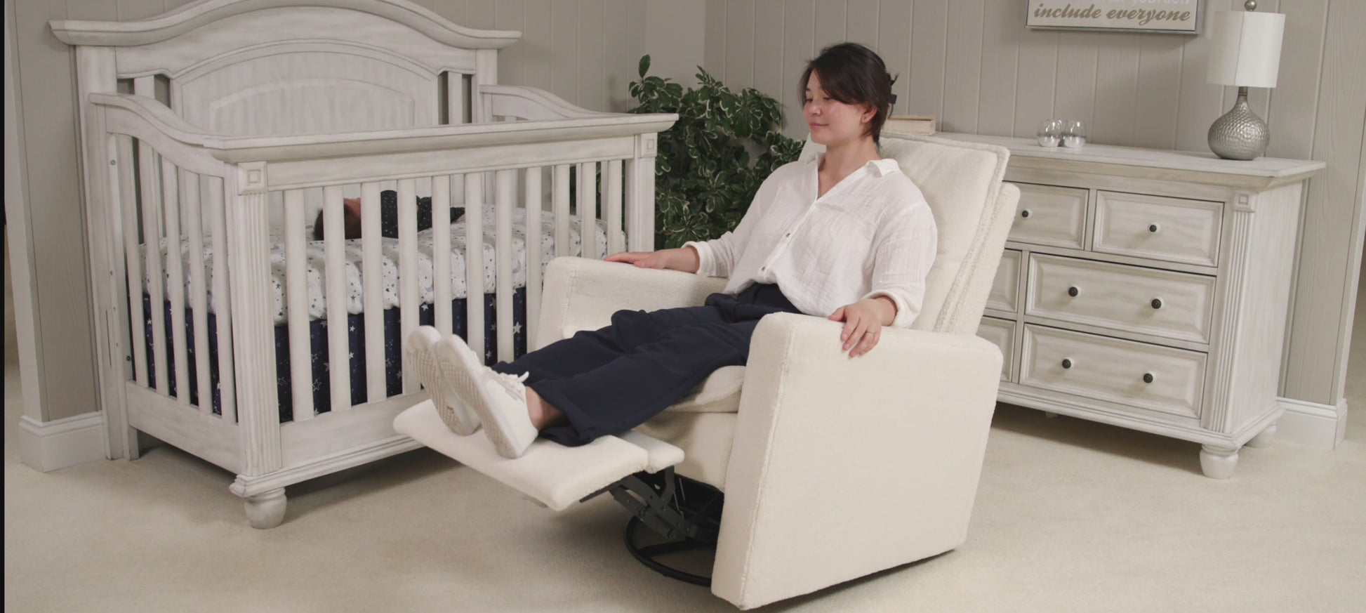 Essential Wooden Glider