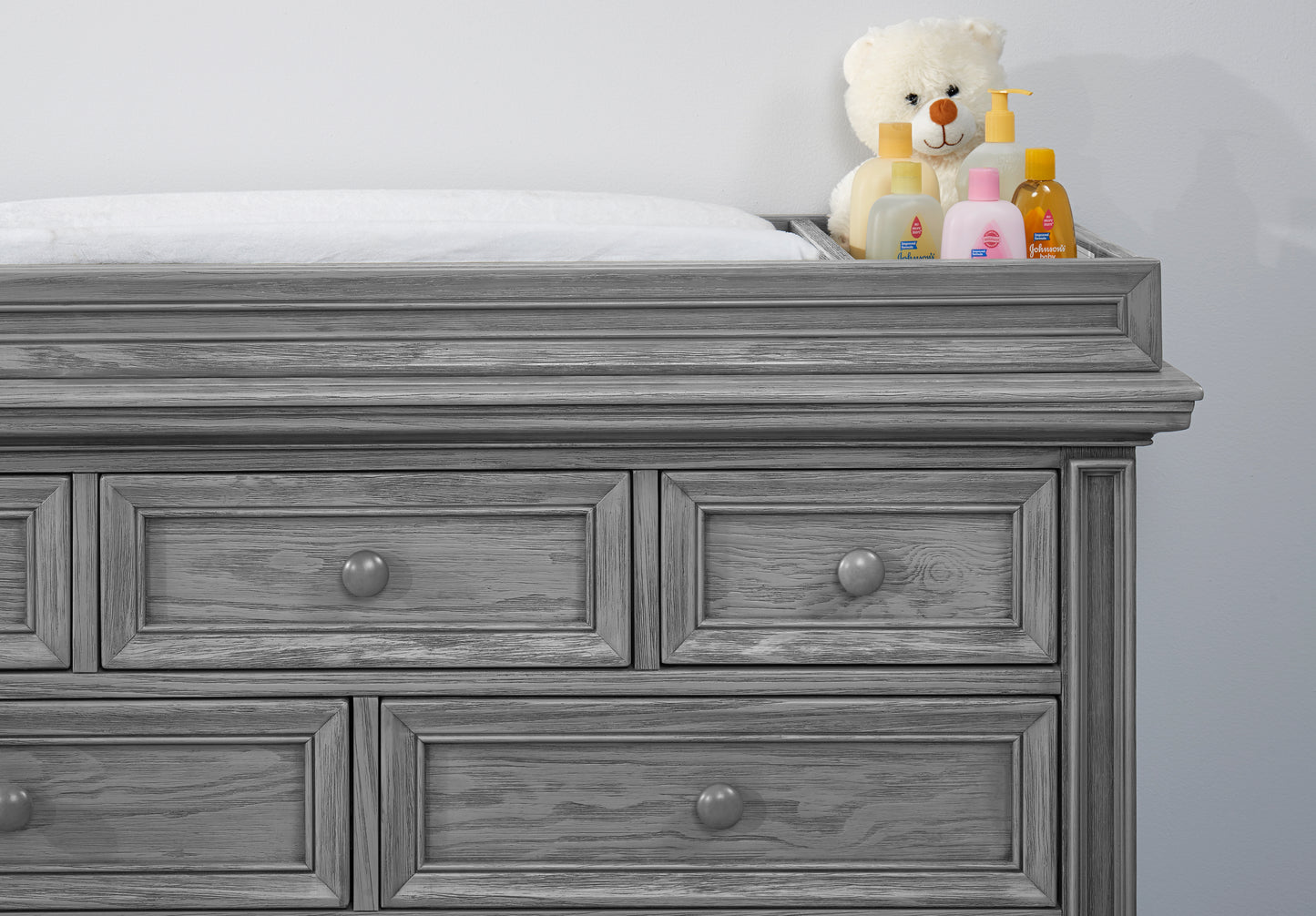 Richmond 7 Drawer Dresser