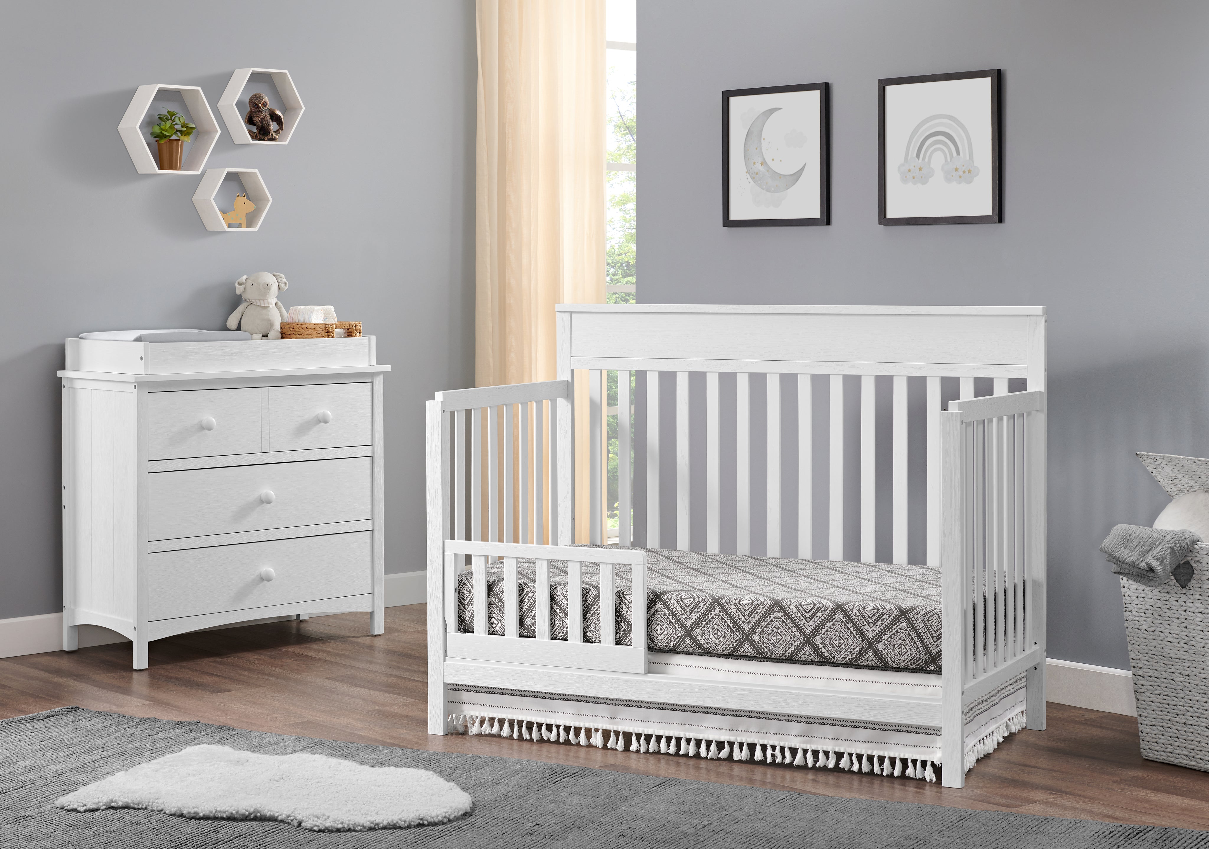 Convertible best sale crib white