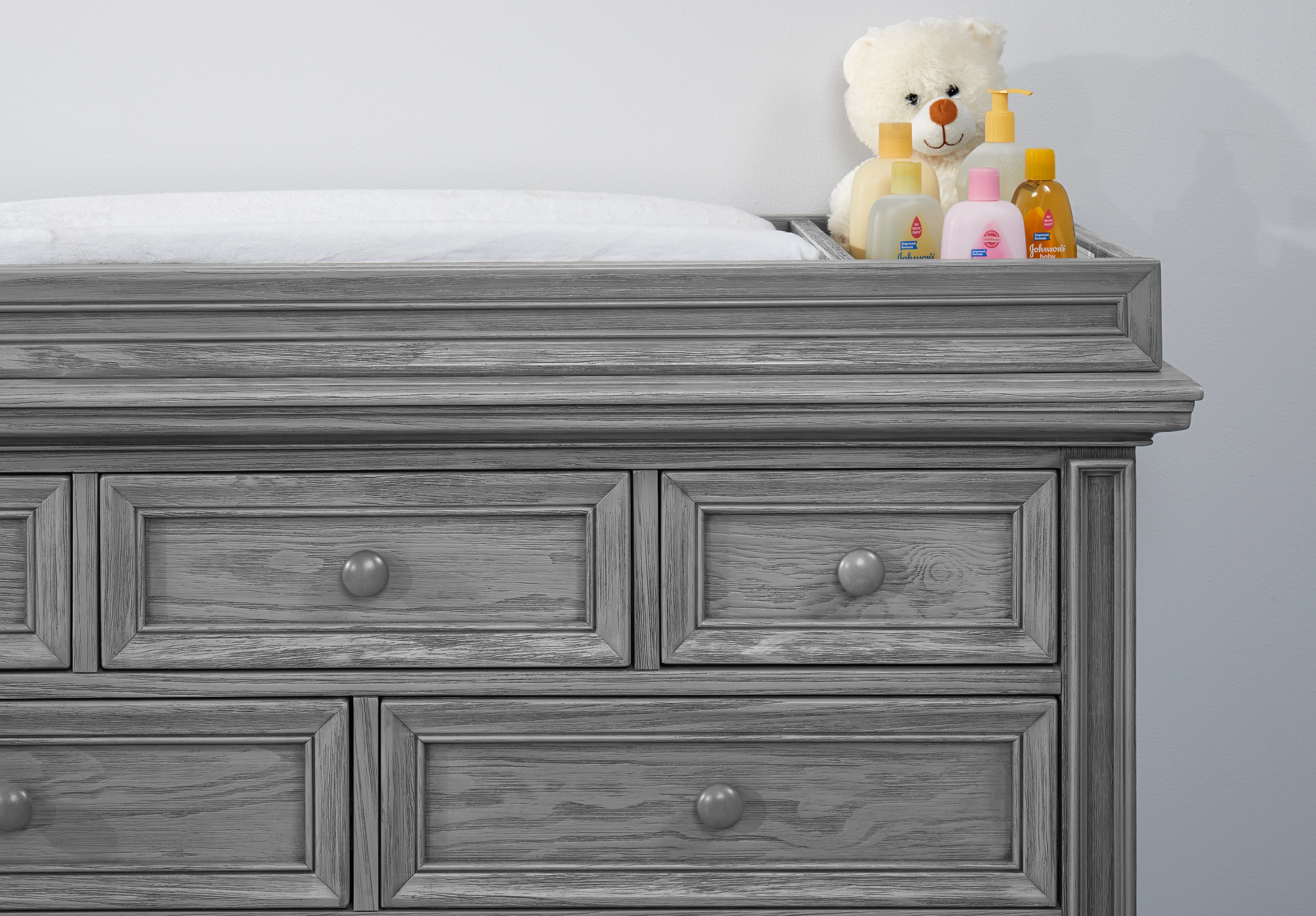 Oxford Baby Richmond 7 Drawer Dresser Brushed Gray